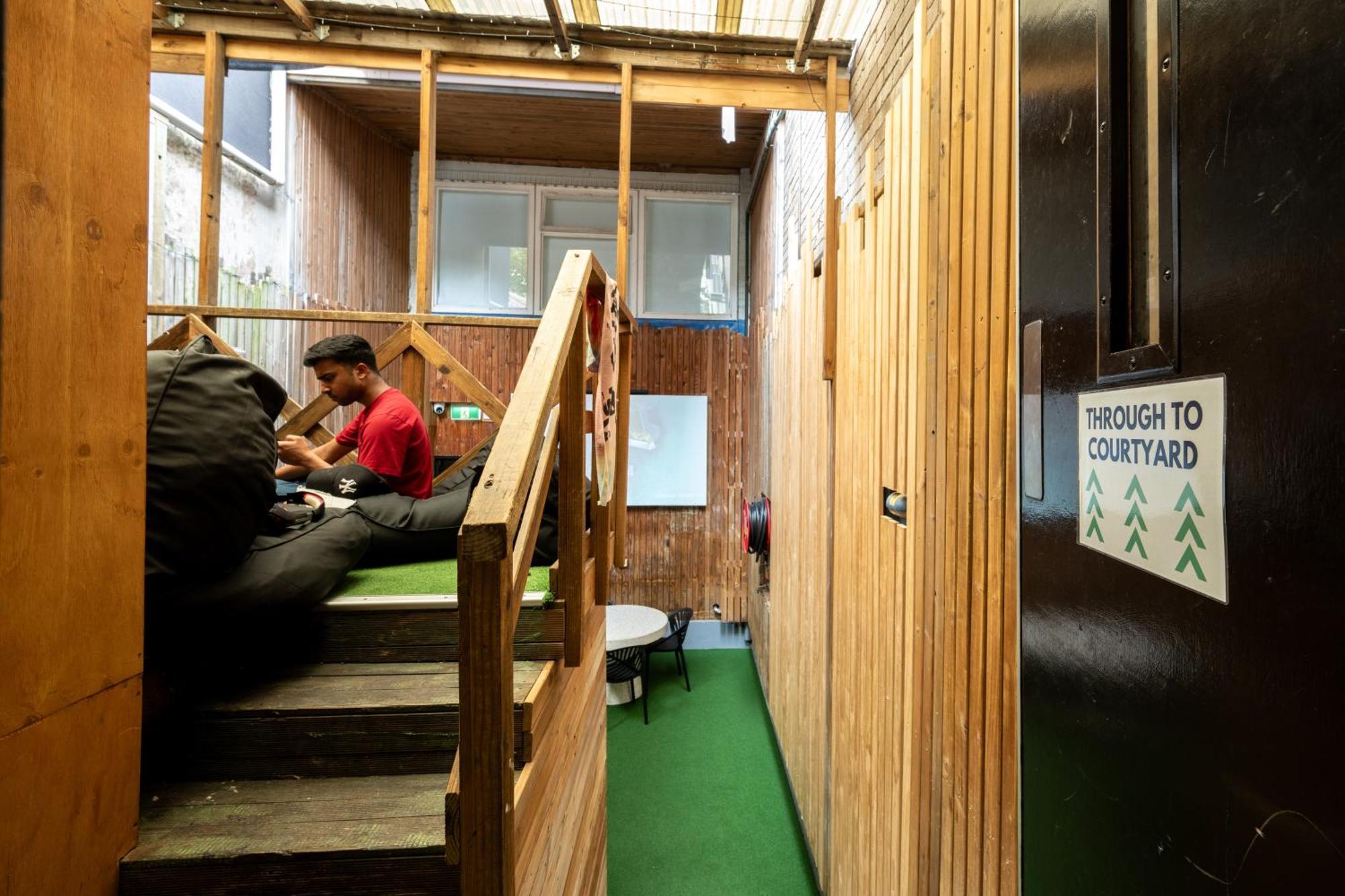 Urban Nomad Potts Point - 18 To 39 Only Hostel Sydney Luaran gambar