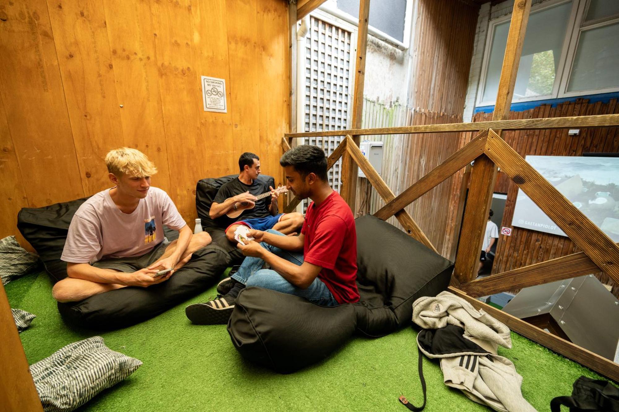 Urban Nomad Potts Point - 18 To 39 Only Hostel Sydney Luaran gambar