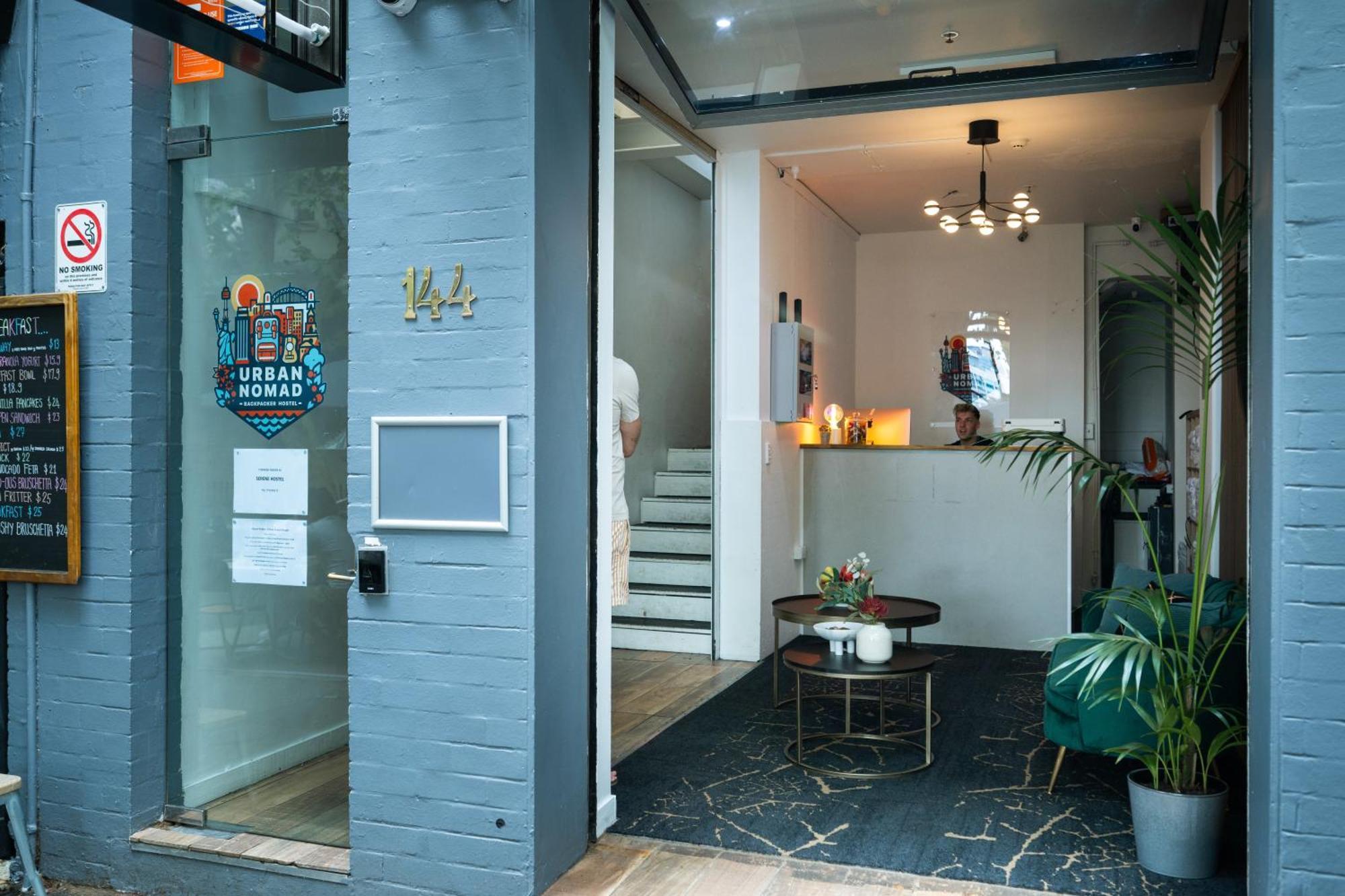 Urban Nomad Potts Point - 18 To 39 Only Hostel Sydney Luaran gambar