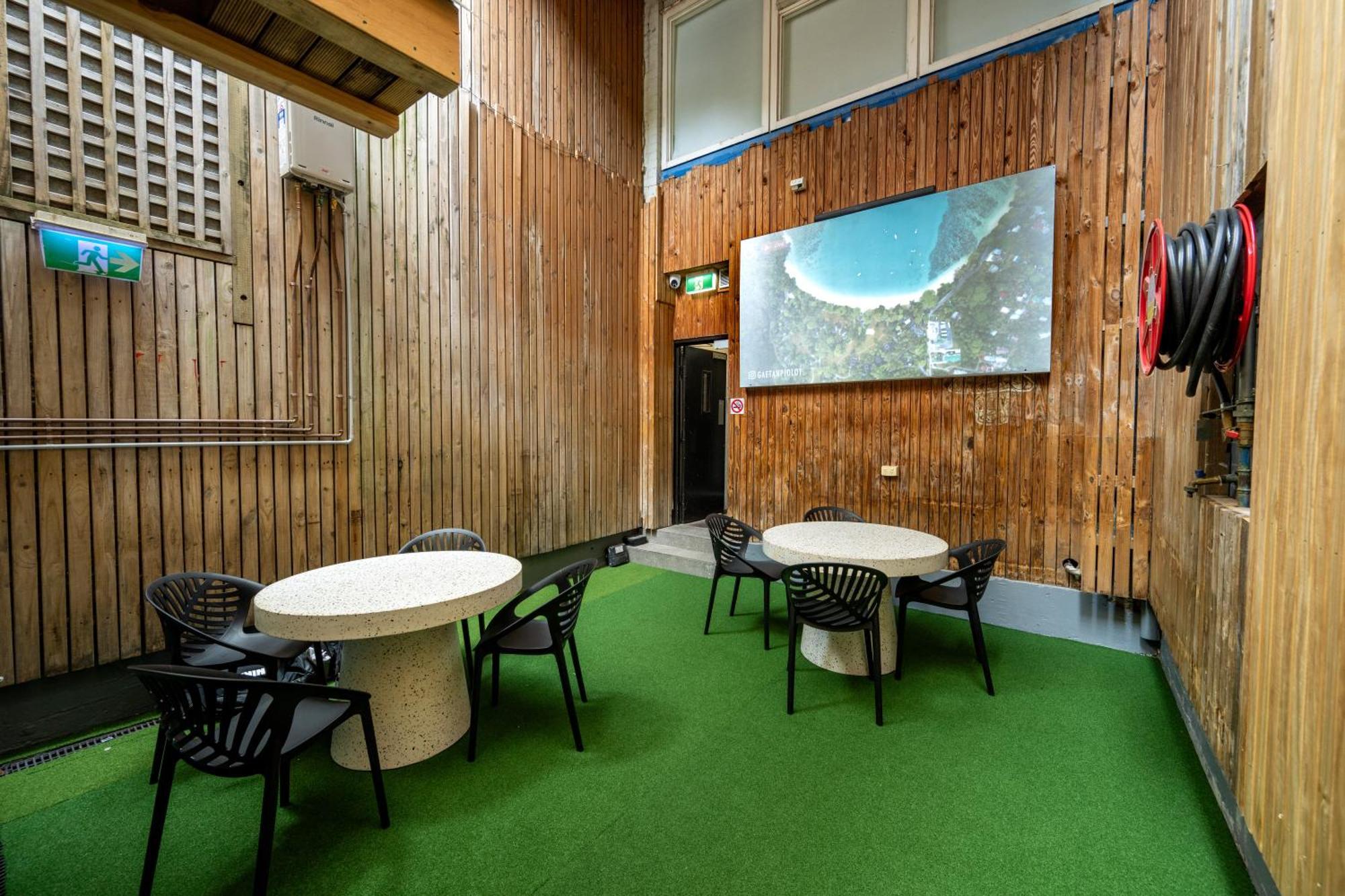 Urban Nomad Potts Point - 18 To 39 Only Hostel Sydney Luaran gambar
