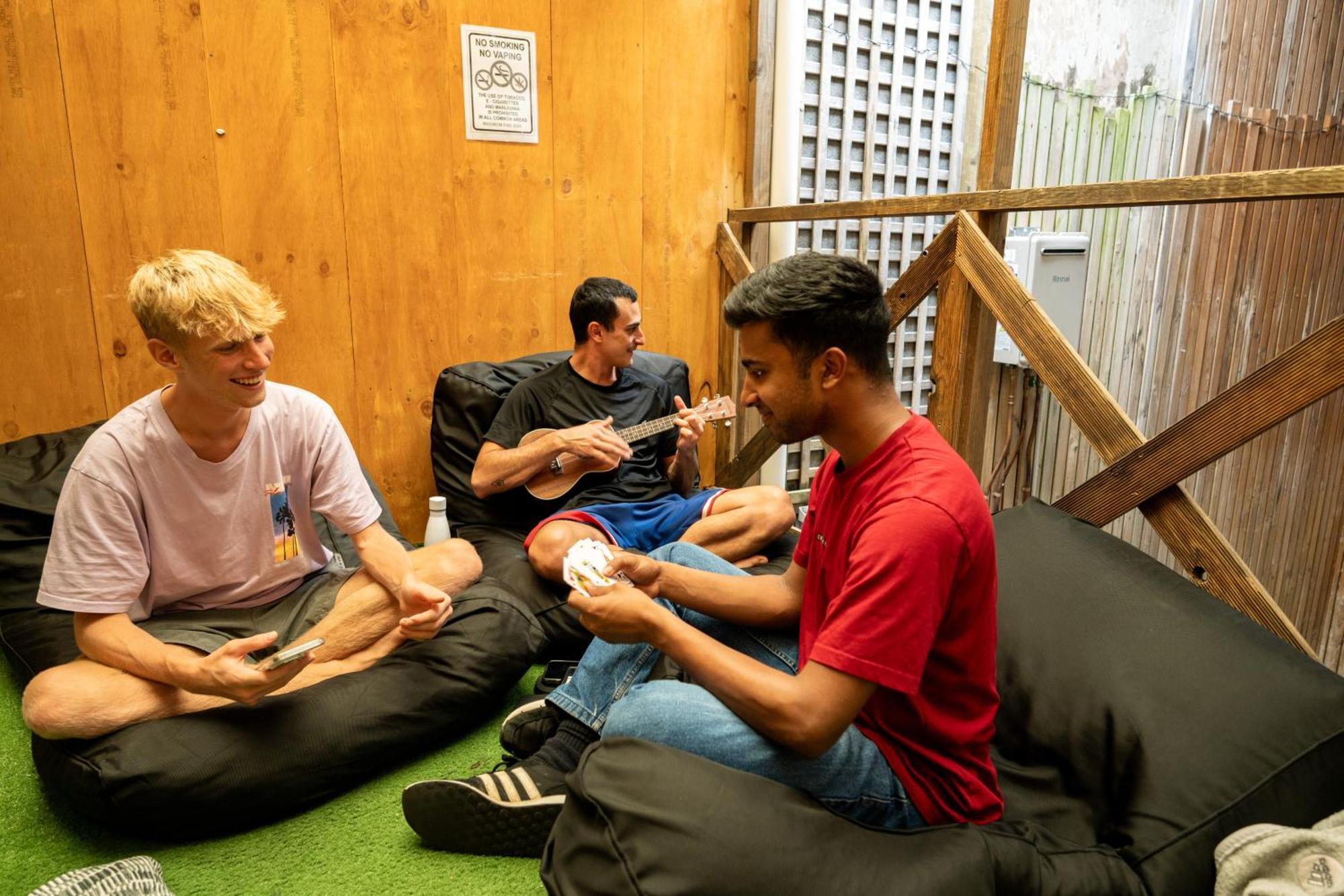 Urban Nomad Potts Point - 18 To 39 Only Hostel Sydney Luaran gambar