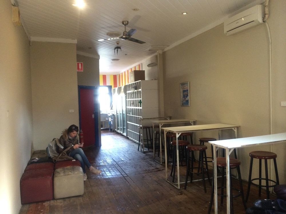 Urban Nomad Potts Point - 18 To 39 Only Hostel Sydney Luaran gambar